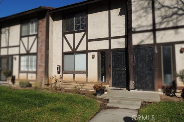 Property photo of 166 E Merrill AV