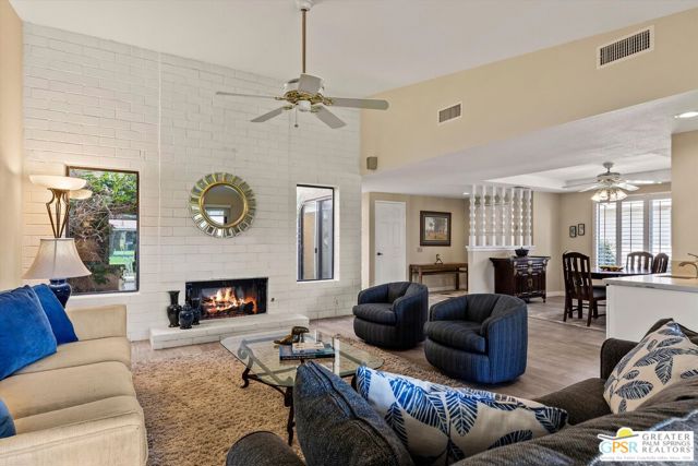 Property photo of 34 Camino Arroyo PL