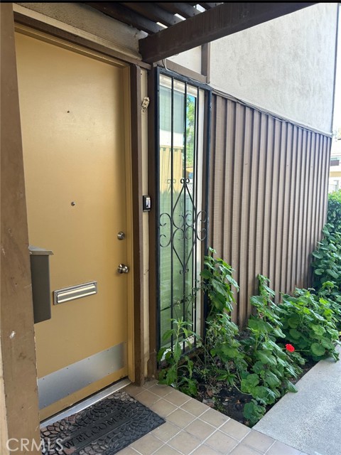 Property photo of 15500 Tustin Village WY