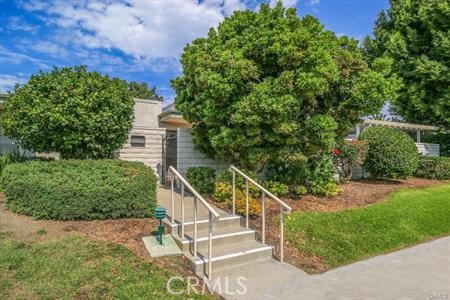 Property photo of 2019 Via Mariposa W