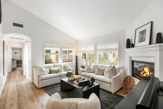 Property photo of 618 Iris AV