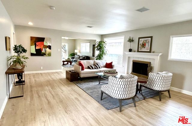 Property photo of 4203 W 141st ST