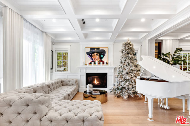 Property photo of 5000 Petit AV