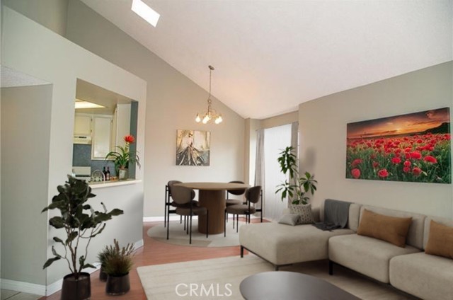 Property photo of 628 Daisy AV