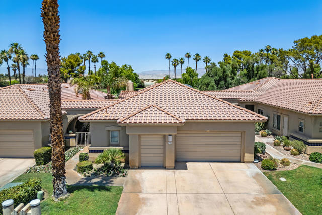 Property photo of 99 Kavenish DR