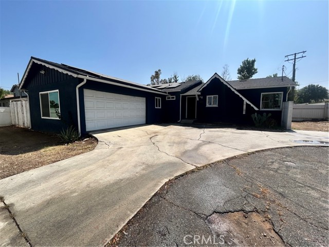 Photo of 3915 California Av