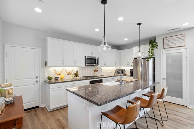 Property photo of 45109 Via Vela