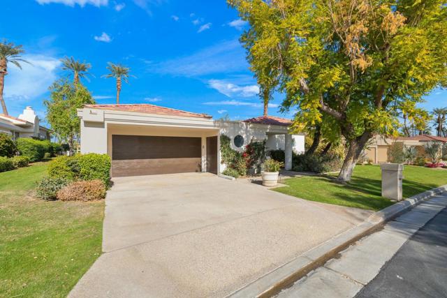 Property photo of 75414 Riviera DR