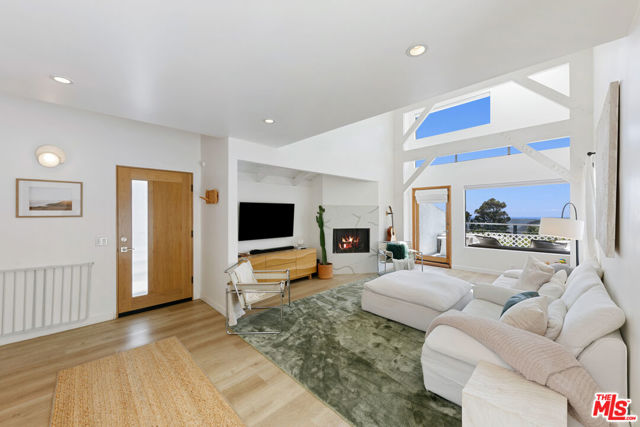 Property photo of 2919 Valmere DR