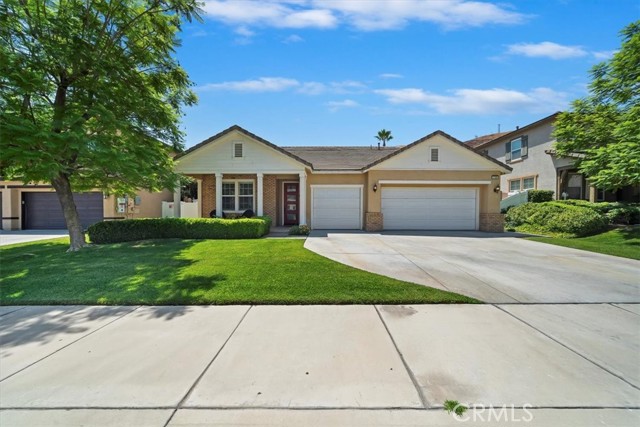 Property photo of 1129 Shady Creek DR
