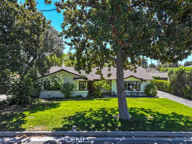 Property photo of 52 W Arthur AV