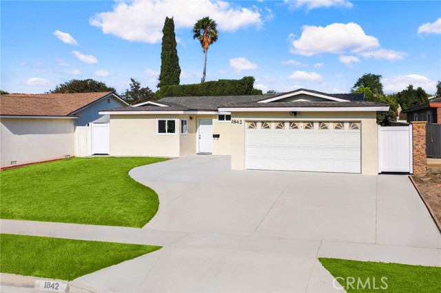 Property photo of 1842 Bolanos AV