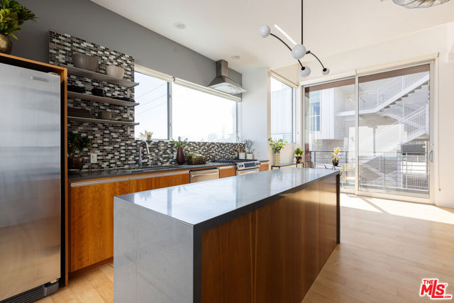 Property photo of 1137 Hacienda PL