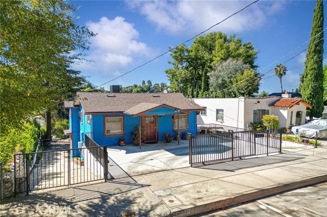 Property photo of 2042 Rome