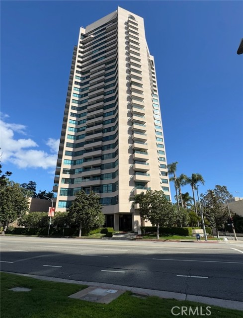 Property photo of 10490 Wilshire BL