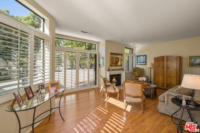 Property photo of 6701 Hannum AV