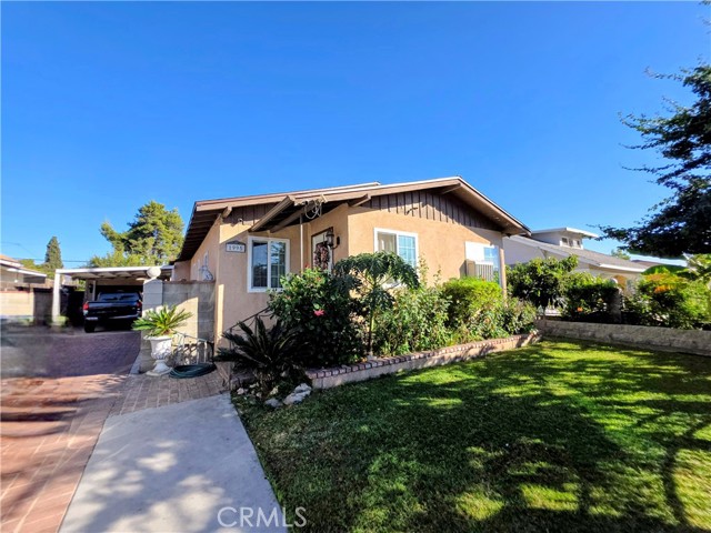 Property photo of 1995 Genevieve