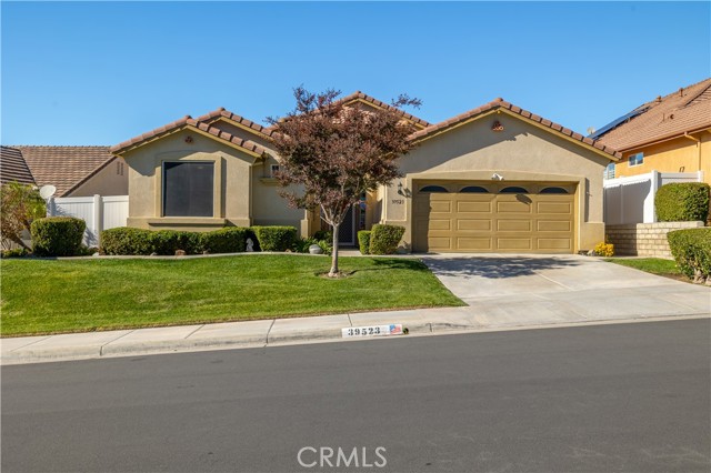 Property photo of 39523 Sierra Madre DR