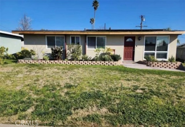 Property photo of 833 N Lilac