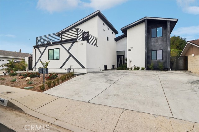 Property photo of 17465 Tuscan DR