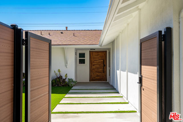 Property photo of 5521 Ruthwood DR