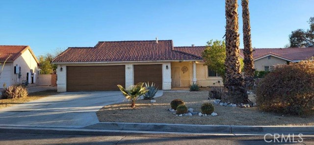 Property photo of 64961 Oakmount BL