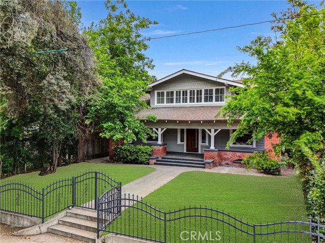Property photo of 1014 N Arrowhead AV
