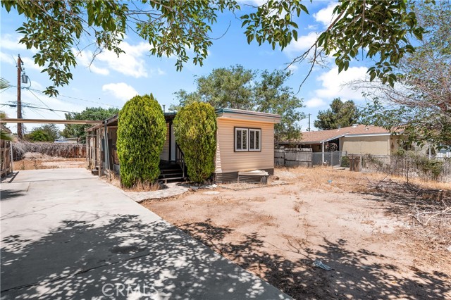 Property photo of 19096 Danbury AV