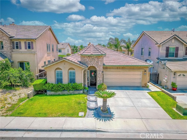 Property photo of 22197 Silverbell LN
