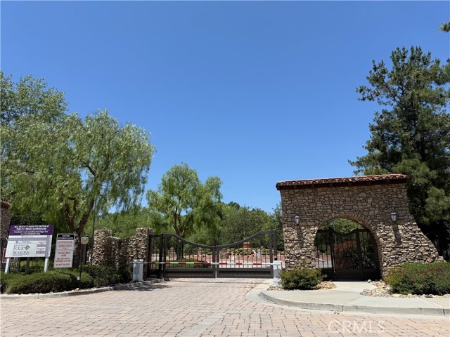 Property photo of 338 Linnea