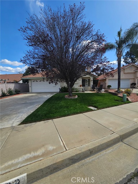 Property photo of 25683 Hillman CT