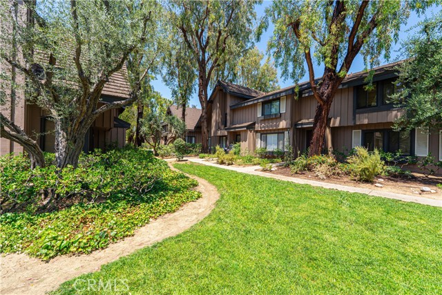 Property photo of 9739 Reseda BL