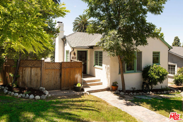 Property photo of 264 Robinson RD