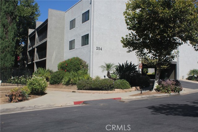 Property photo of 254 E Fern AV