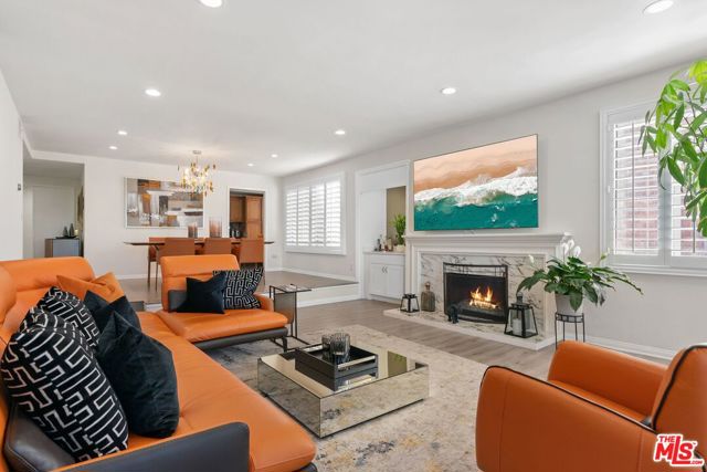 Property photo of 17130 Burbank BL