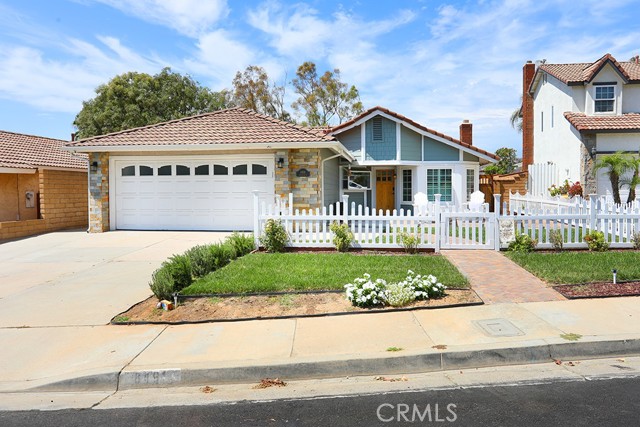Property photo of 8491 E Frostwood ST