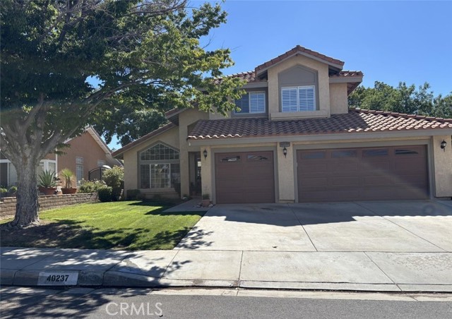 Property photo of 40237 Vicker WY