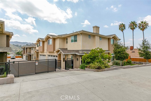 Property photo of 7028 Valmont St
