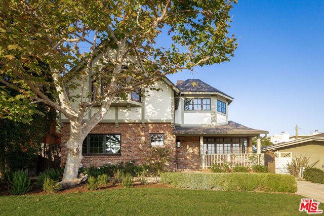 Property photo of 3482 Cabrillo BL