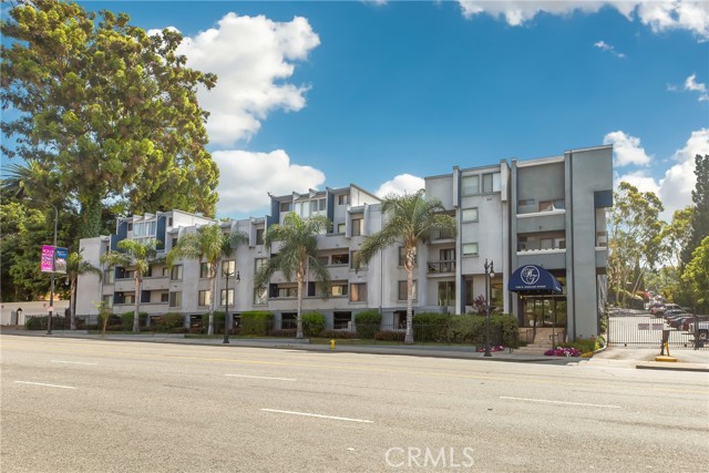Property photo of 1940 N Highland AV