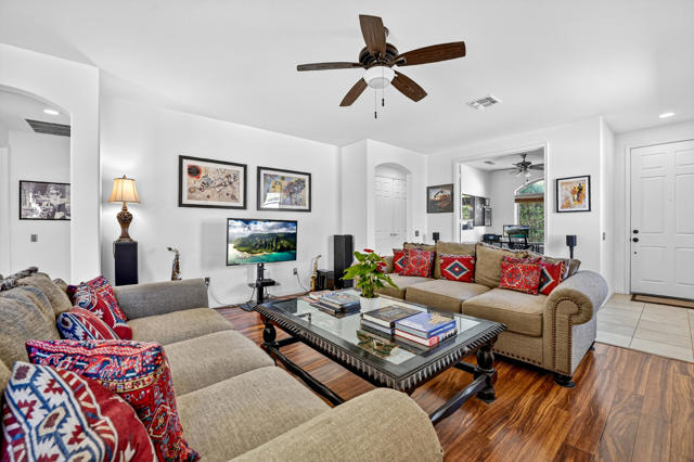 Property photo of 41518 Corte Jalisco