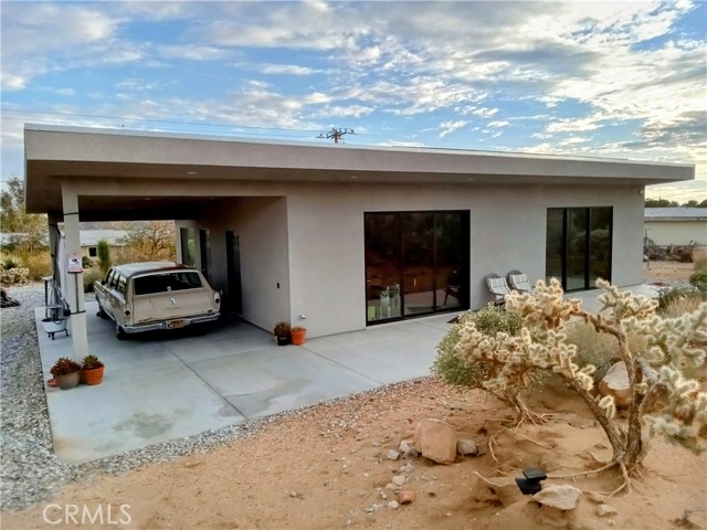 Property photo of 60194 La Mirada Trail