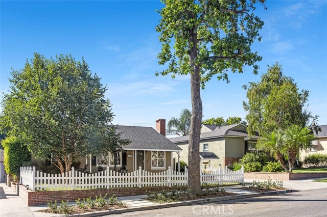 Property photo of 2755 N Lincoln ST