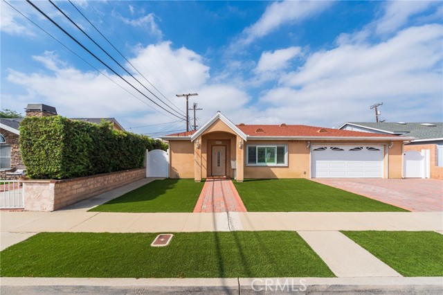 Property photo of 18405 Delia Ave