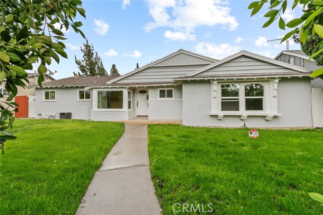 Photo of 10450 Balboa