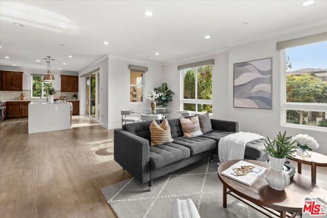 Photo of 12871 Runway Rd