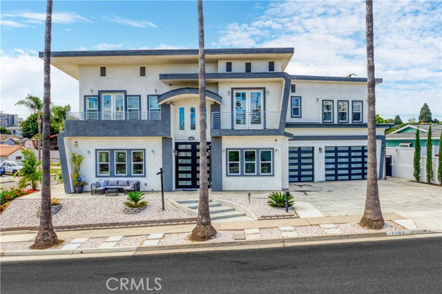 Property photo of 7702 Alberta