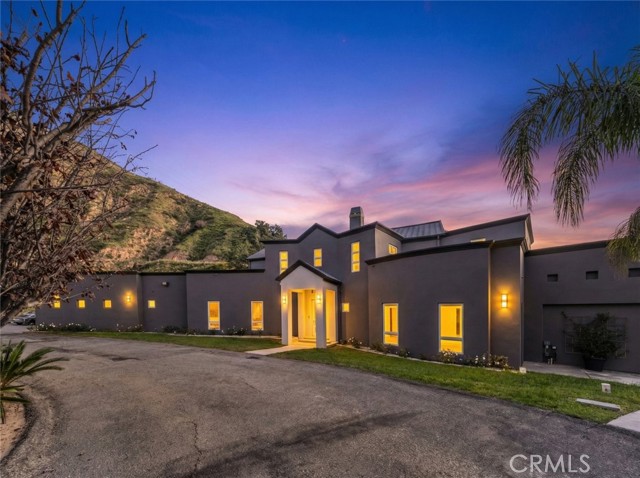 Property photo of 2004 Glen Allen LN