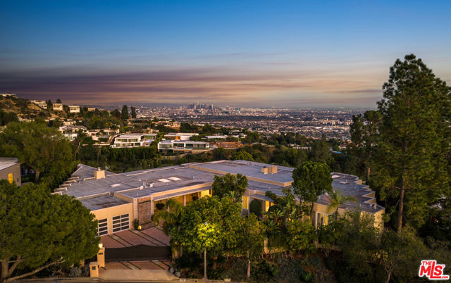 Property photo of 380 Trousdale PL