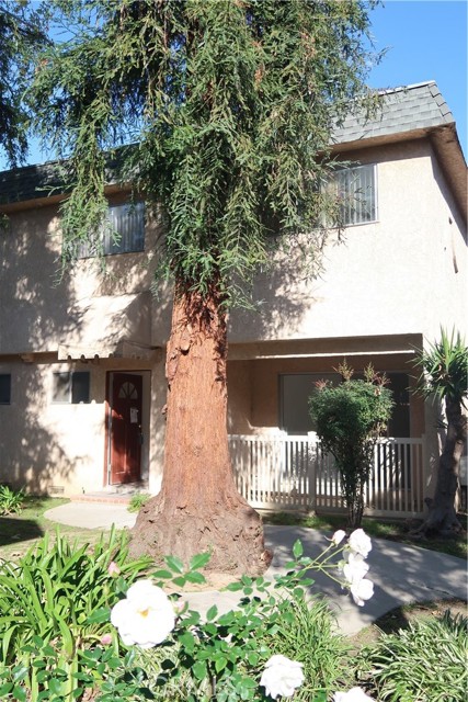 Property photo of 17061 Roscoe BL